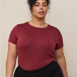Torrid maroon red classic fit crew neck tee